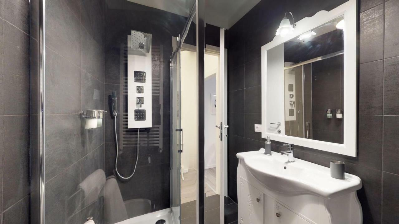 Luxury 2 Bedrooms Apartment ミラノ エクステリア 写真